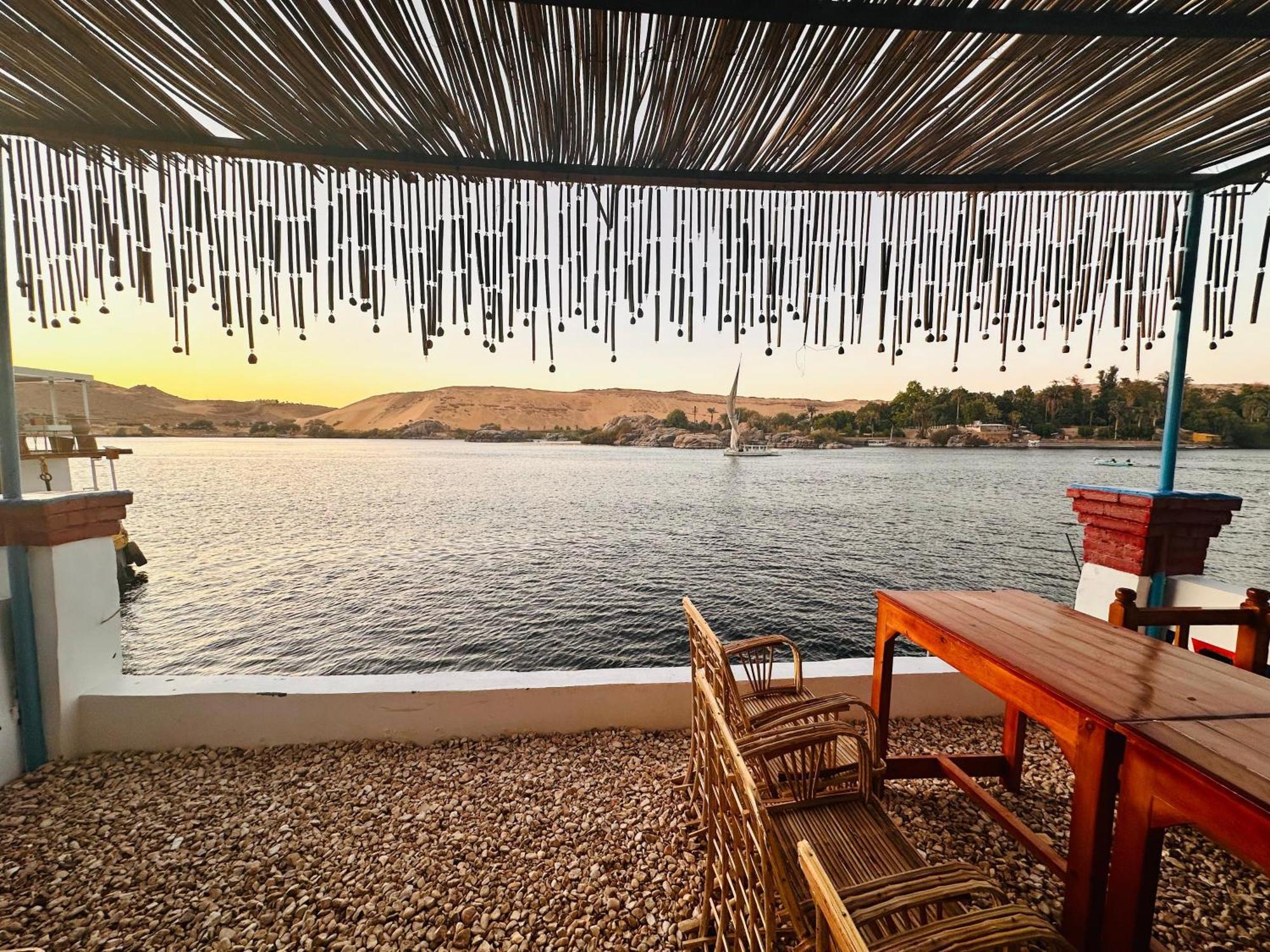 Nile Bride Hotel Aswan Exterior photo