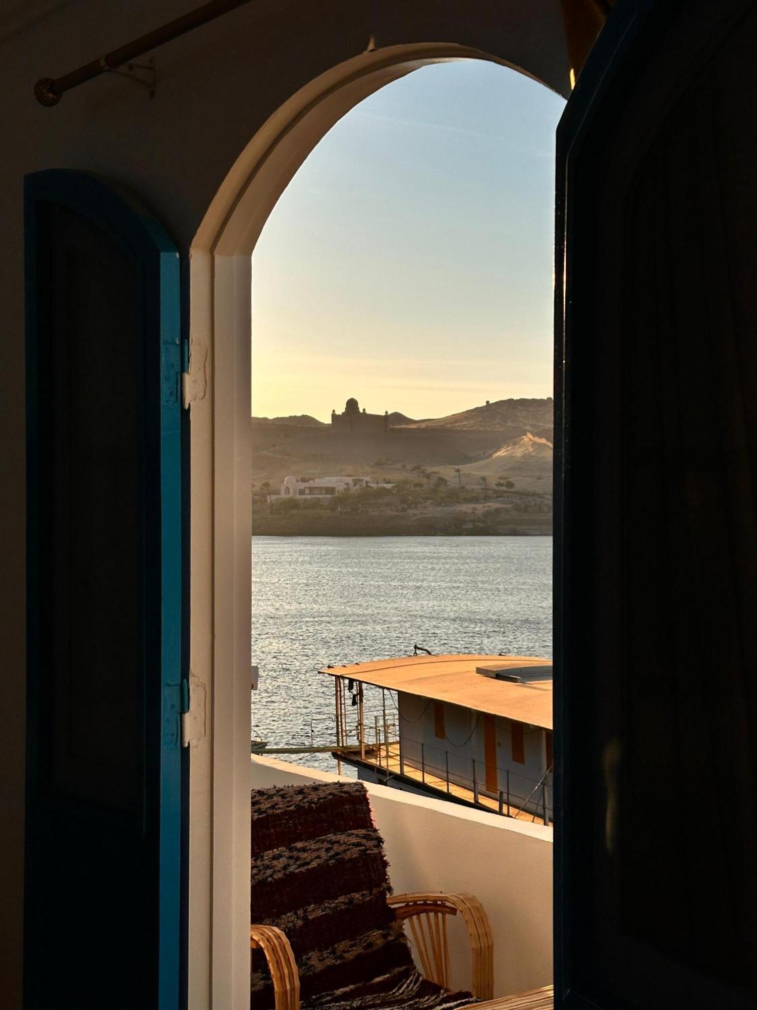 Nile Bride Hotel Aswan Room photo